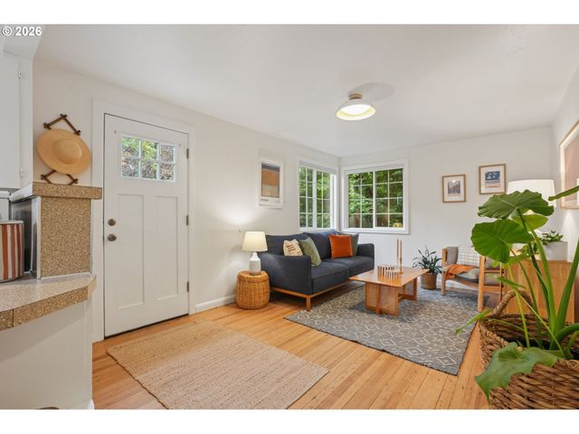 5616 Ne 50TH Ave, Portland, OR 97218