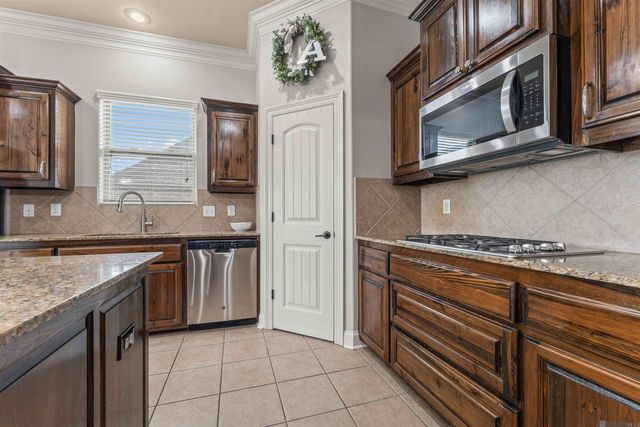 8735 Sandpiper Street, Denham Springs, LA 70706