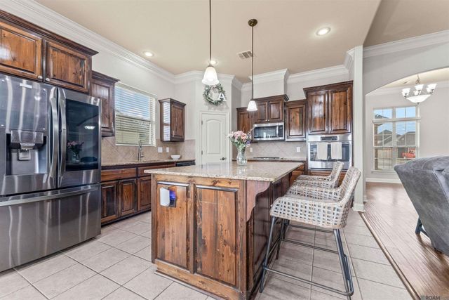 8735 Sandpiper Street, Denham Springs, LA 70706