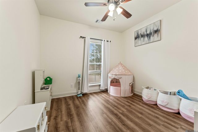 8735 Sandpiper Street, Denham Springs, LA 70706