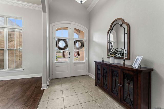 8735 Sandpiper Street, Denham Springs, LA 70706