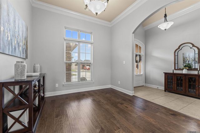 8735 Sandpiper Street, Denham Springs, LA 70706