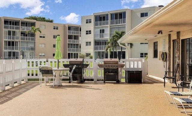 1024 SE 3rd Ave 304, Dania Beach, FL 33004