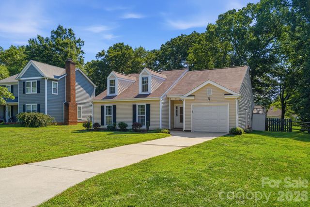 8917 Danson Drive, Charlotte, NC 28277