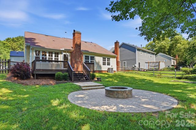 8917 Danson Drive, Charlotte, NC 28277