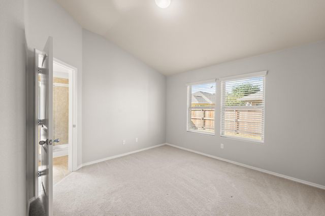 18828 Mangan WAY L49, Pflugerville, TX 78660