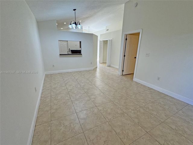 10019 SW 222nd St, Cutler Bay, FL 33190