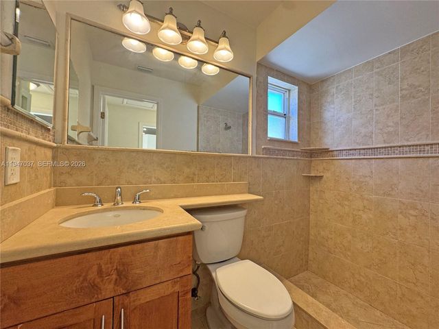 10019 SW 222nd St, Cutler Bay, FL 33190