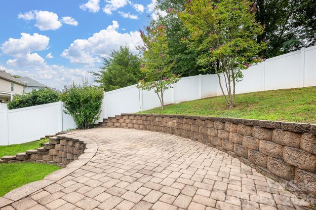 112 Colville Road, Mooresville, NC 28117