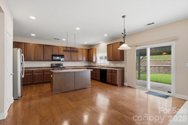 112 Colville Road, Mooresville, NC 28117