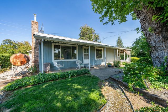 7071 Churn Creek Road, Redding, CA 96002