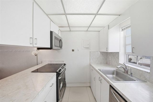 1100 NE 9th Ave 105, Fort Lauderdale, FL 33304