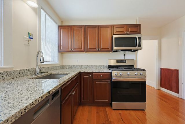 185 Savin Hill Ave 2, Boston, MA 02125