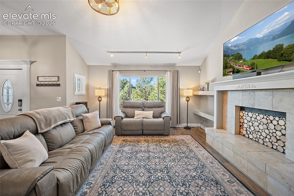 1010 S Park Drive, Monument, CO 80132 — photo 5