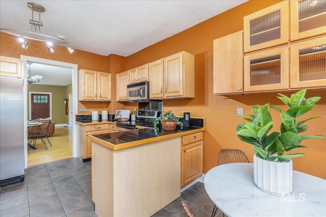 1410 N 20th Street, Boise, ID 83702