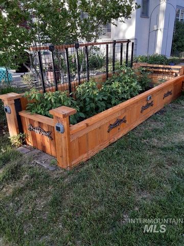 1410 N 20th Street, Boise, ID 83702