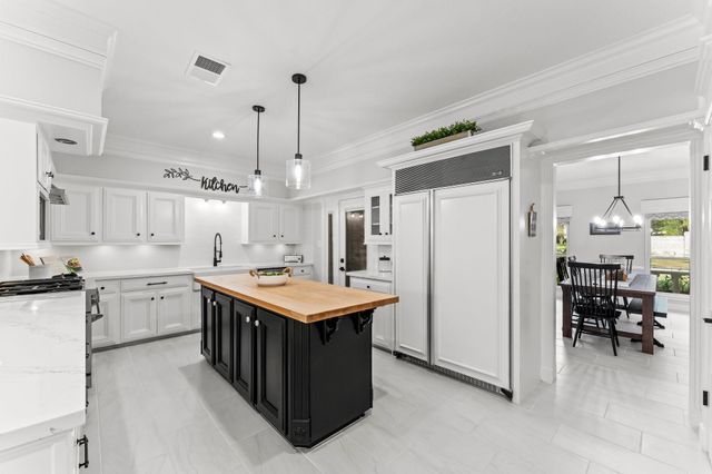 8911 Tranquil Park Drive, Spring, TX 77379