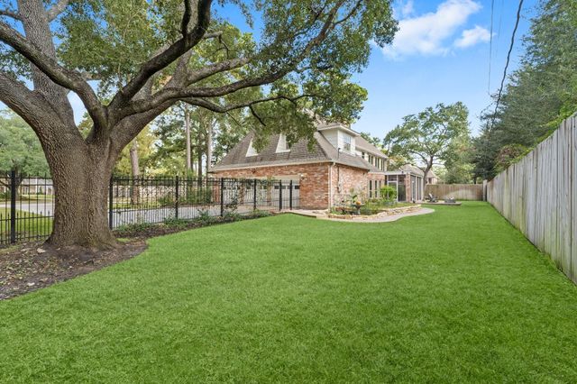 8911 Tranquil Park Drive, Spring, TX 77379