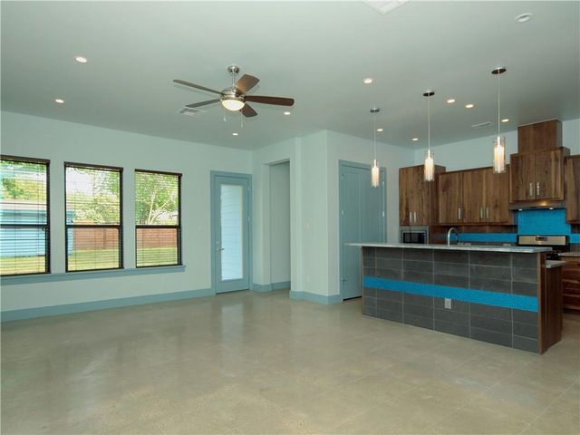 306 Franklin BLVD B, Austin, TX 78751