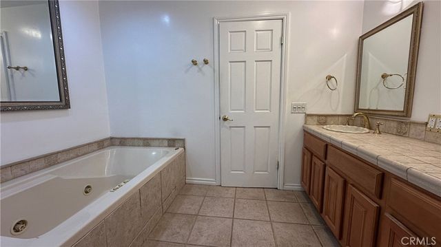 9931 Amestoy Avenue, Northridge, CA 91325
