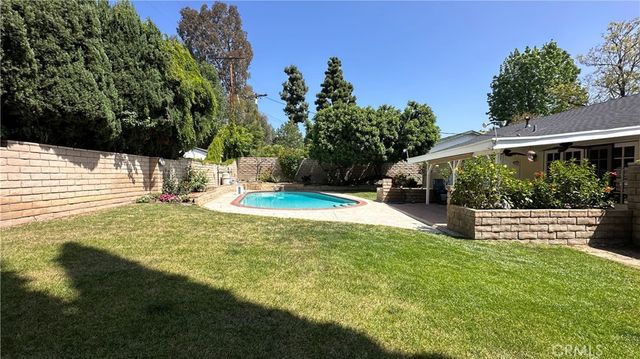 9931 Amestoy Avenue, Northridge, CA 91325