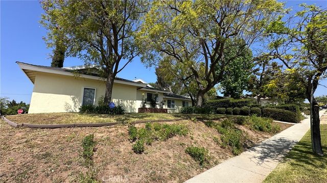 9931 Amestoy Avenue, Northridge, CA 91325