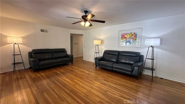 9931 Amestoy Avenue, Northridge, CA 91325
