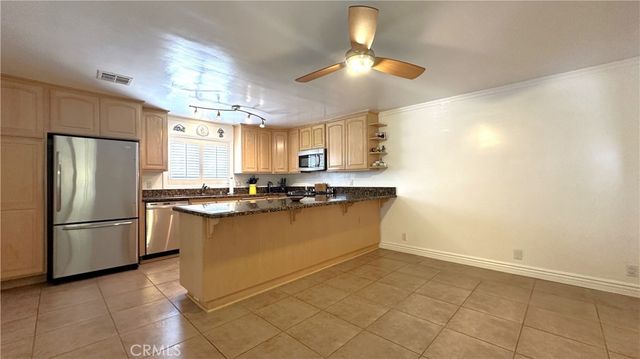 9931 Amestoy Avenue, Northridge, CA 91325