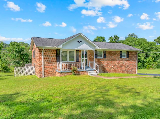 308 Lake Dr, Columbia, TN 38401