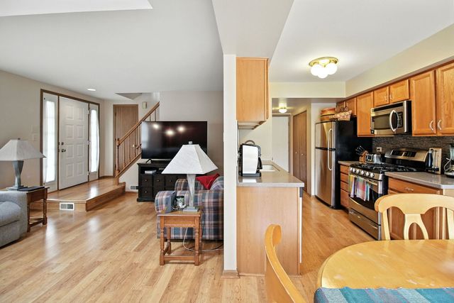 8229 170th Street, Tinley Park, IL 60477