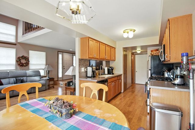 8229 170th Street, Tinley Park, IL 60477