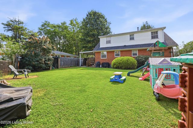4302 Leaf Dr, Louisville, KY 40216