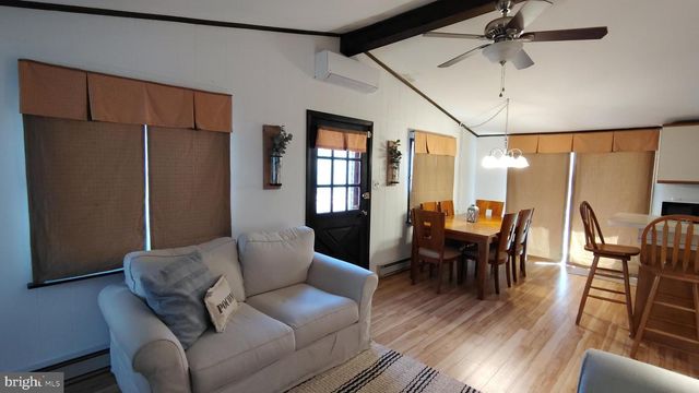 249 SELIG RD, Pocono Lake, PA 18347