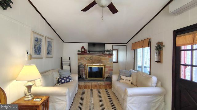 249 SELIG RD, Pocono Lake, PA 18347