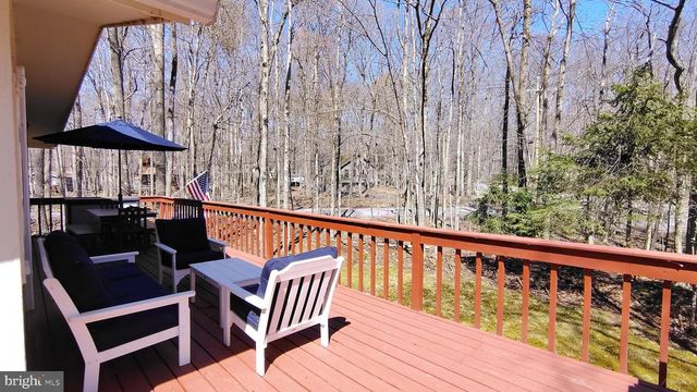 249 SELIG RD, Pocono Lake, PA 18347