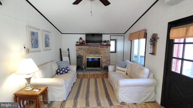 249 SELIG RD, Pocono Lake, PA 18347