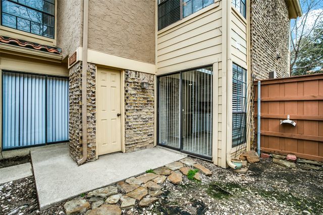 2621 Piedras, Irving, TX 75038