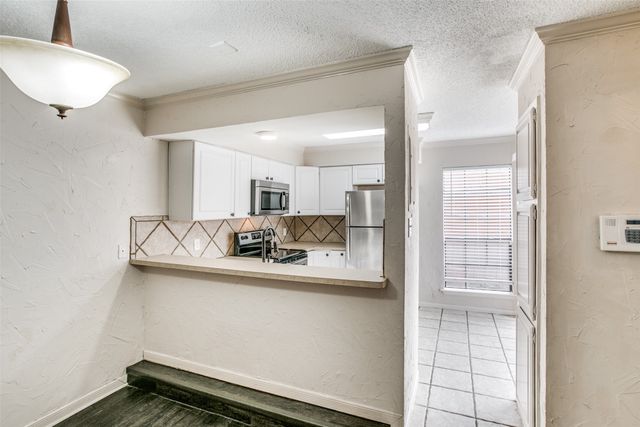 2621 Piedras, Irving, TX 75038