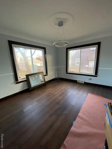 14402 Southfield Road, Detroit, MI 48223