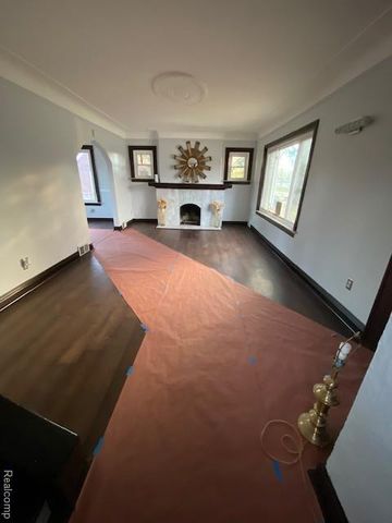 14402 Southfield Road, Detroit, MI 48223