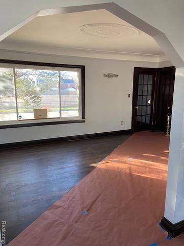 14402 Southfield Road, Detroit, MI 48223