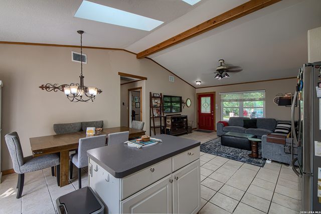 116 River Frst, Castroville, TX 78009