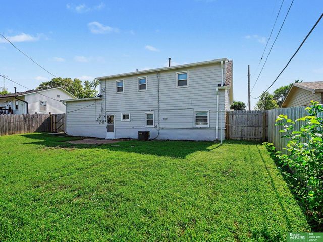 603 Wilshire Drive, Bellevue, NE 68005