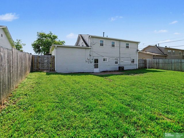 603 Wilshire Drive, Bellevue, NE 68005