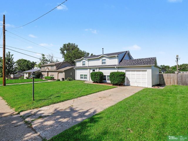 603 Wilshire Drive, Bellevue, NE 68005