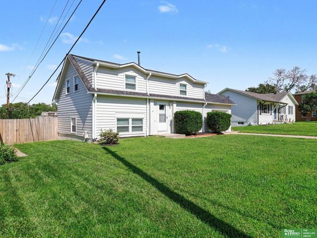 603 Wilshire Drive, Bellevue, NE 68005