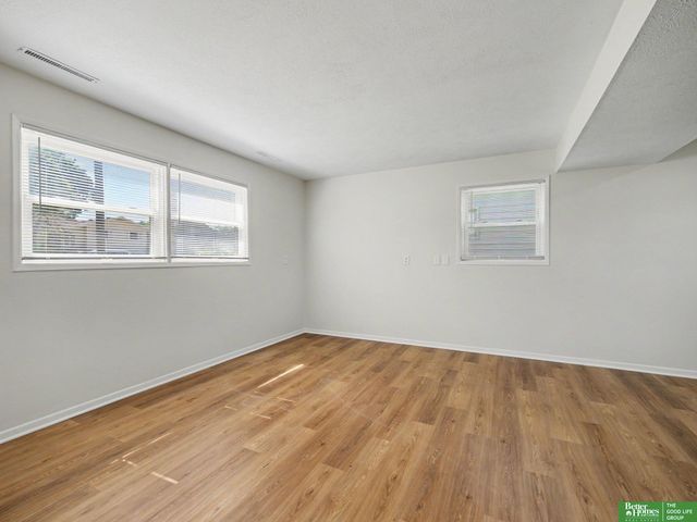 603 Wilshire Drive, Bellevue, NE 68005
