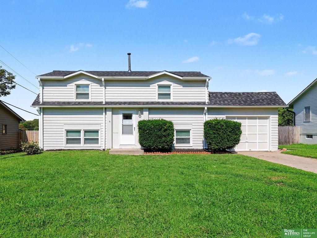 603 Wilshire Drive, Bellevue, NE 68005