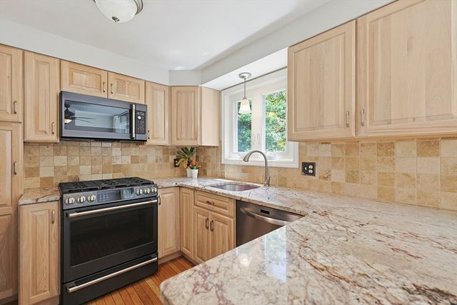14 Sharron Drive 14, Easton, MA 02375