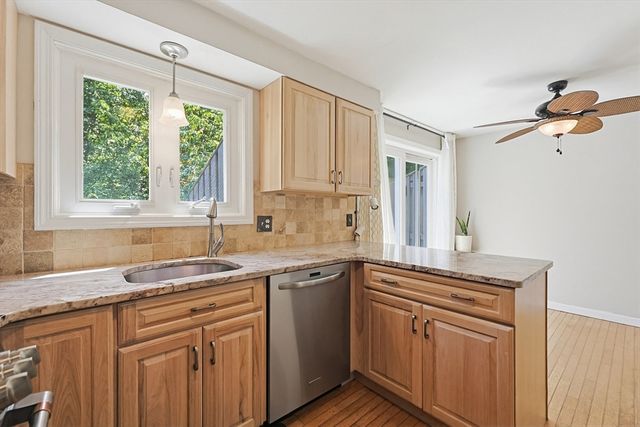 14 Sharron Drive 14, Easton, MA 02375